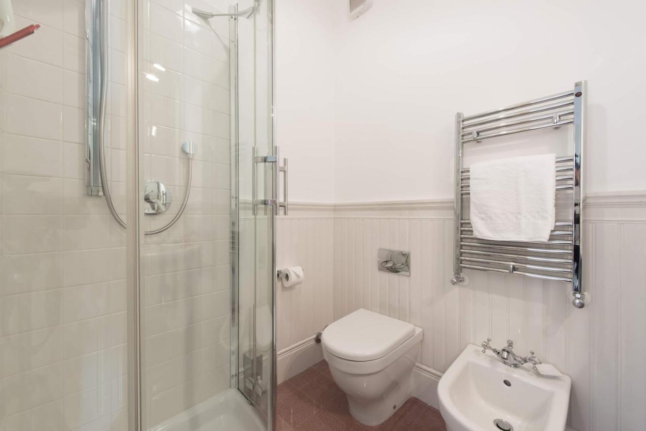 Duomo Seaside Deluxe Apartment By Ortigia Apartments Syracuse ภายนอก รูปภาพ
