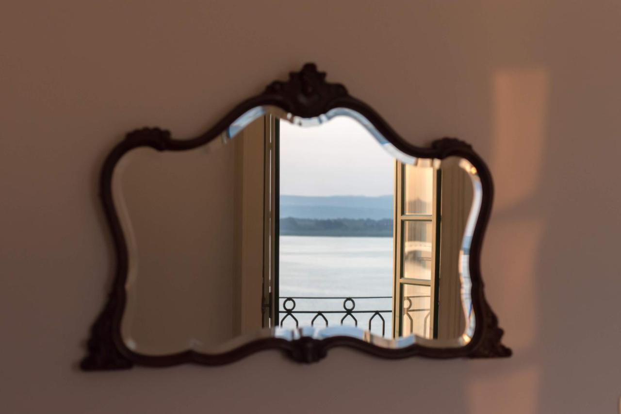 Duomo Seaside Deluxe Apartment By Ortigia Apartments Syracuse ภายนอก รูปภาพ