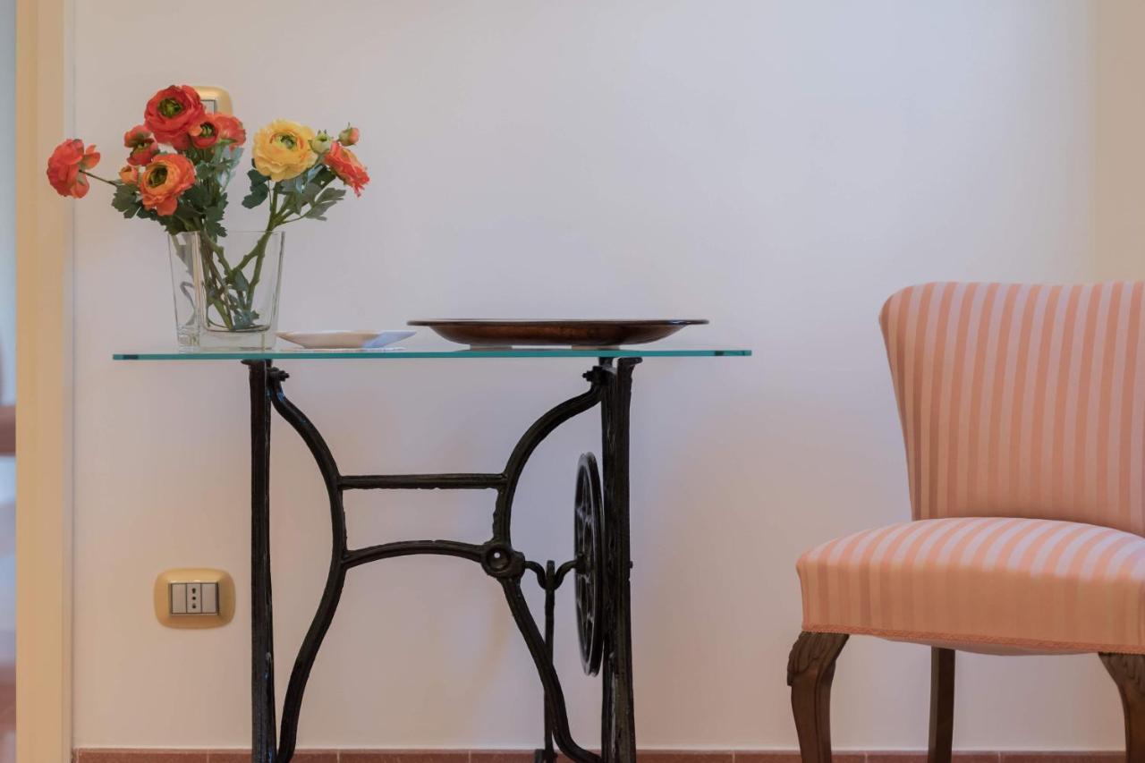 Duomo Seaside Deluxe Apartment By Ortigia Apartments Syracuse ภายนอก รูปภาพ