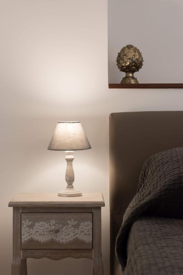 Duomo Seaside Deluxe Apartment By Ortigia Apartments Syracuse ภายนอก รูปภาพ